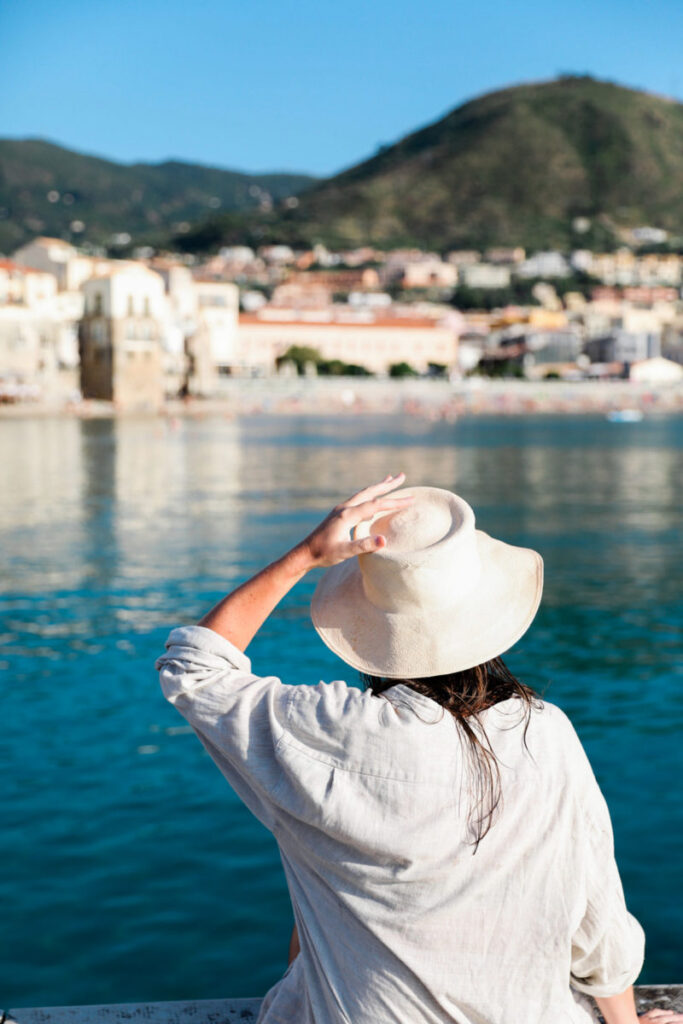 • how to stop feeling stuck in life mindset shift woman thinking